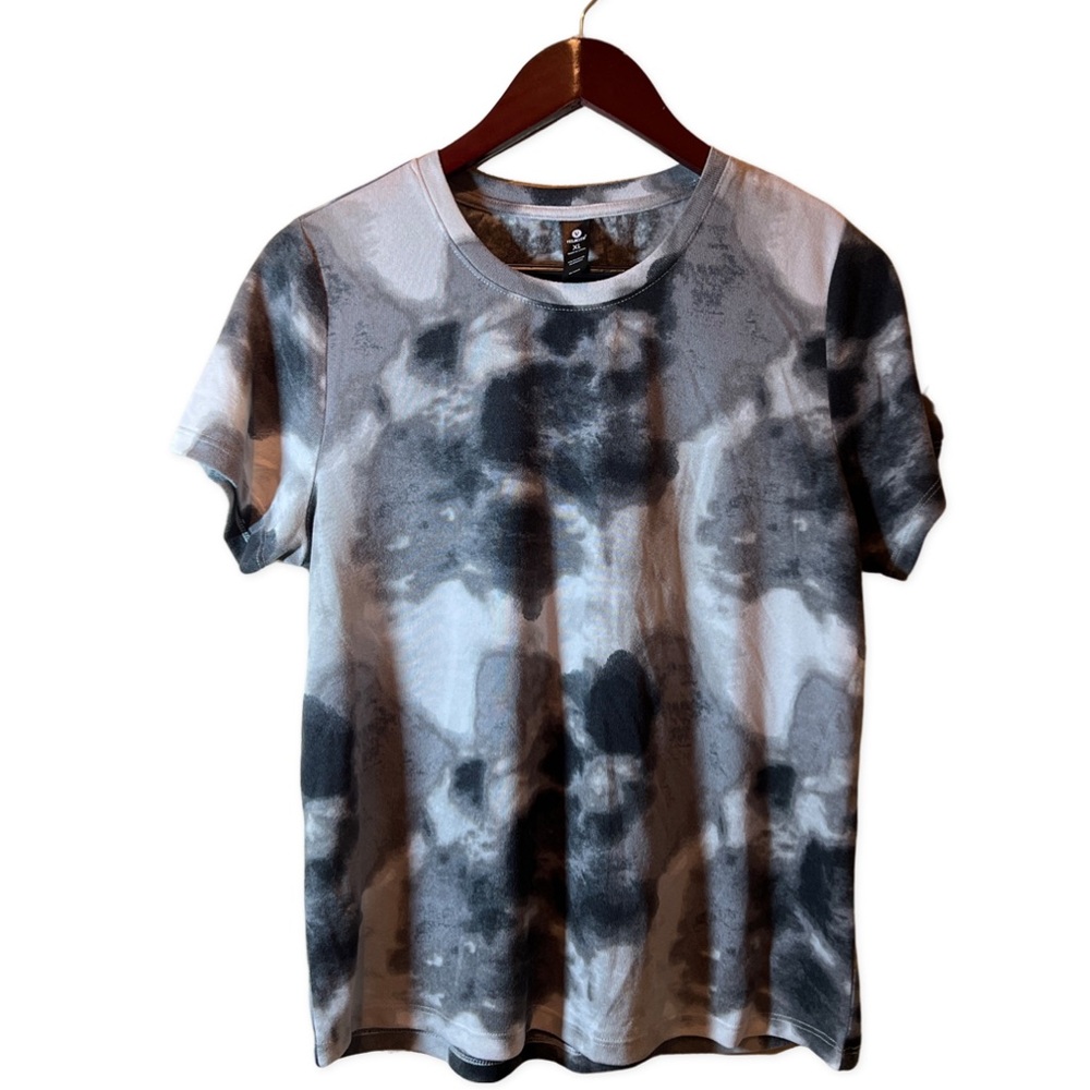 NWT Velocity Tie Dye Cozies